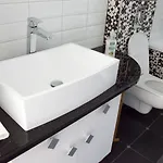 Fontana *